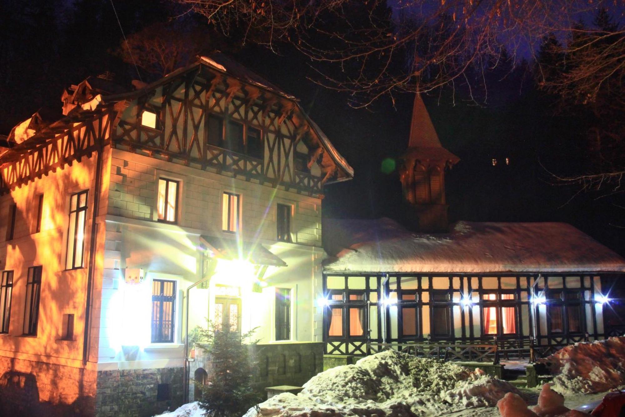 Hotel Stavilar Sinaia Esterno foto