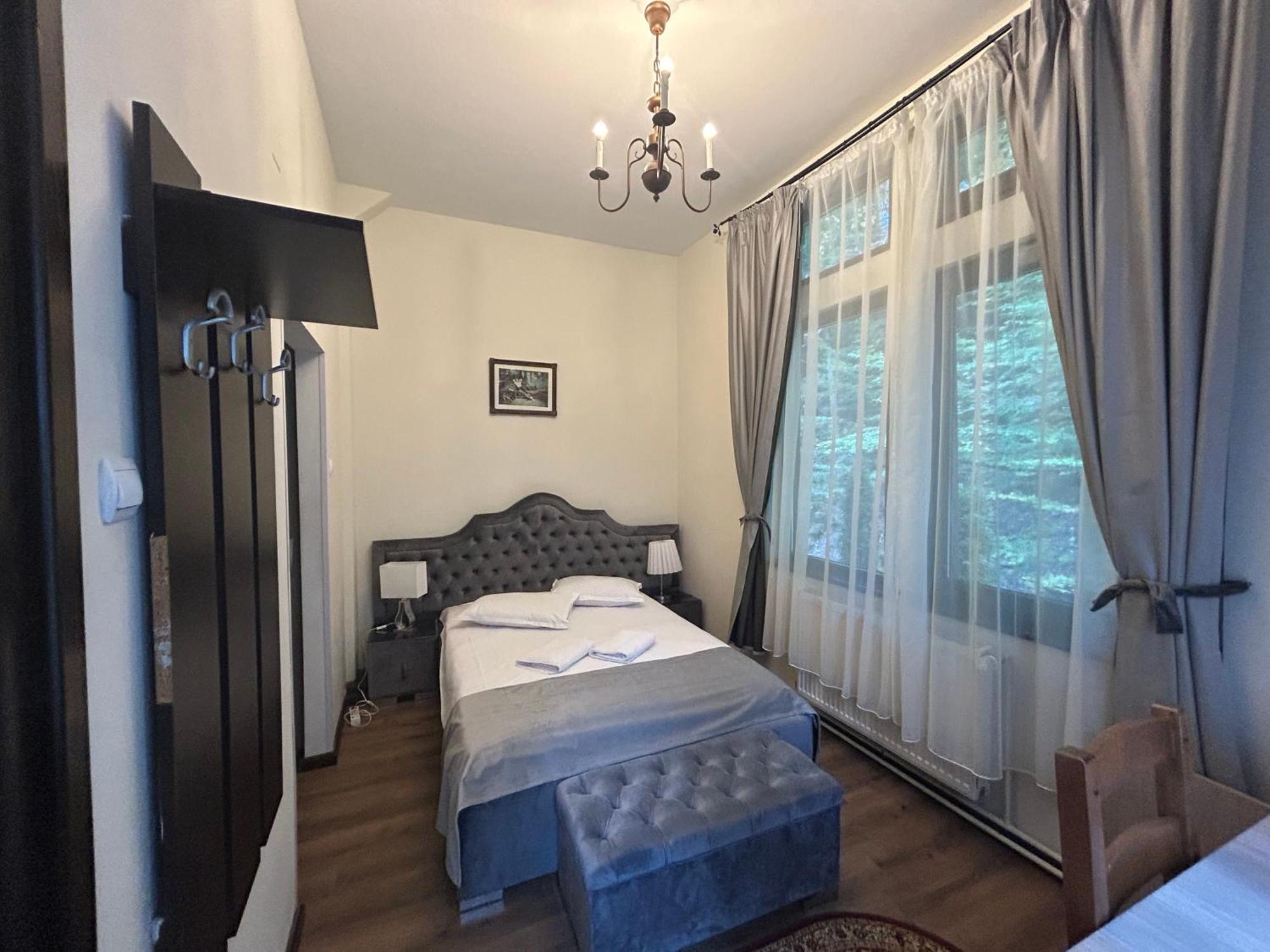 Hotel Stavilar Sinaia Esterno foto