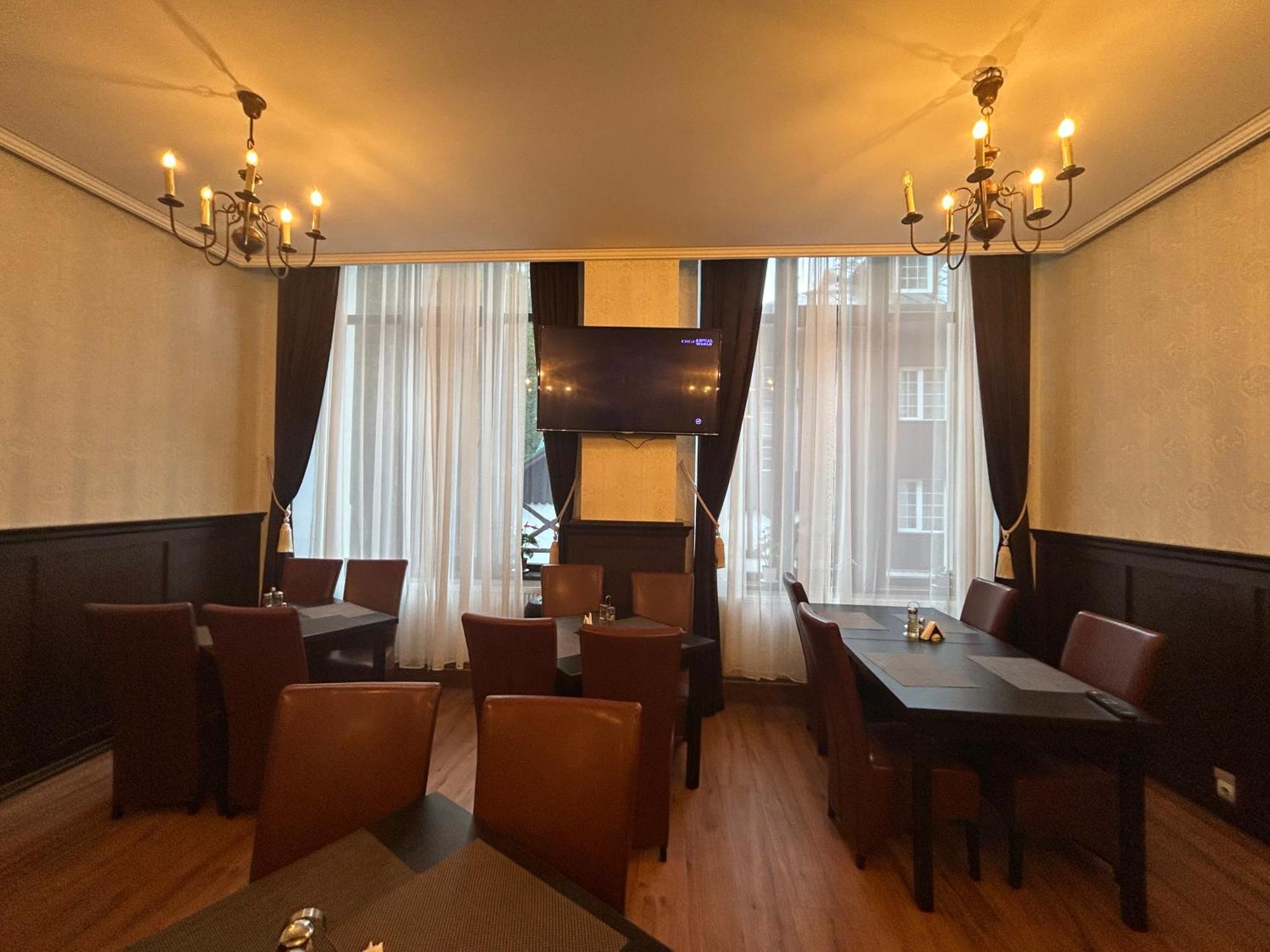 Hotel Stavilar Sinaia Esterno foto