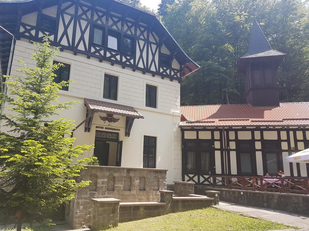 Hotel Stavilar Sinaia Esterno foto